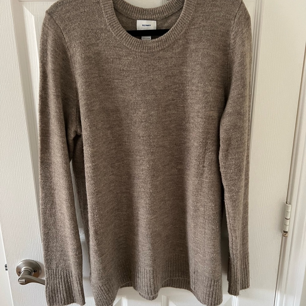 Old Navy Women’s Light Brown Sweater - Large Tall